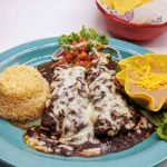 Enchiladas en Mole